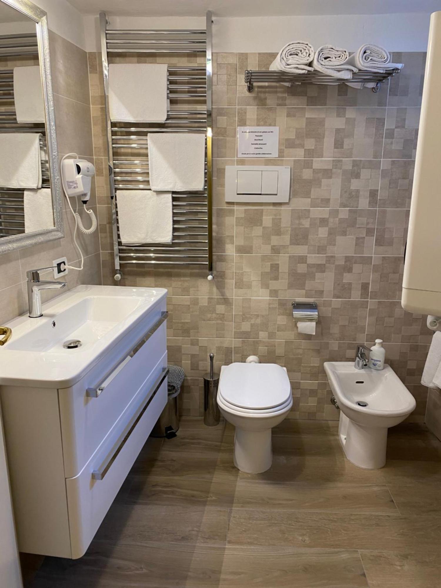 Gaia'S Apartment Pistoia Ngoại thất bức ảnh